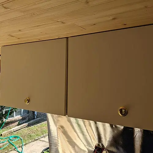 RV-Cabinet-&-Interior-Locks-Scene-1